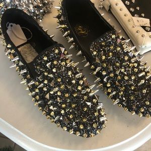 Women’s shoes